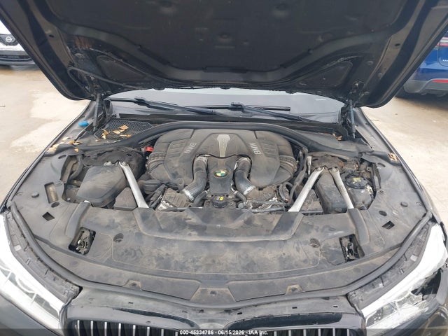 BMW 750i 2019 WBA7F0C56KGM24861 Image 10