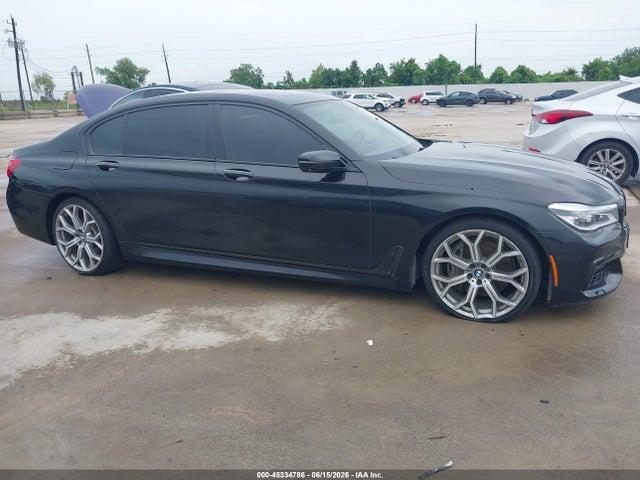 BMW 750i 2019 WBA7F0C56KGM24861 Image 13
