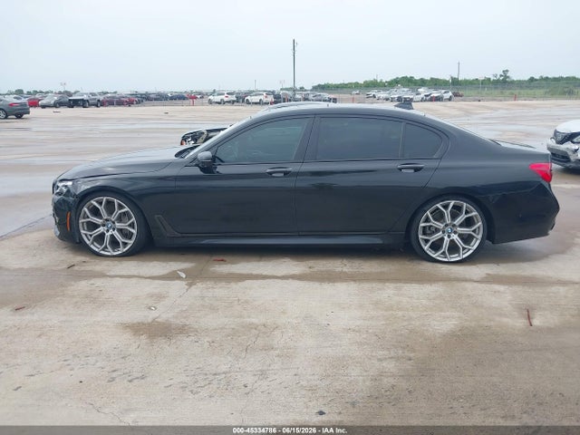 BMW 750i 2019 WBA7F0C56KGM24861 Image 14