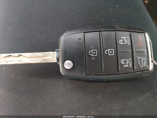 2020 Kia Sedona Lx მანქანა იყიდება აუქციონზე, vin: KNDMB5C19L6619596, აუქციონის ნომერი: 45334787