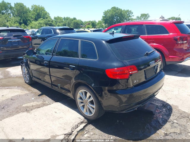 45334807 :رقم المزاد ، WAUBJAFM0CA010156 vin ، 2012 Audi A3 2.0 Tdi Premium مزاد بيع