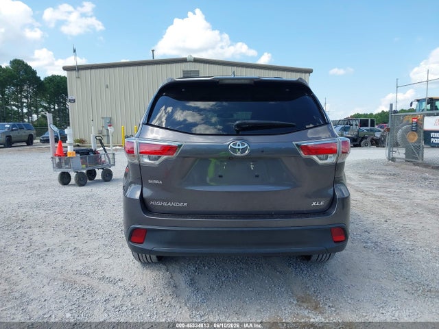 Toyota Highlander Xle V6 2015 5TDKKRFH6FS051920 Image 16