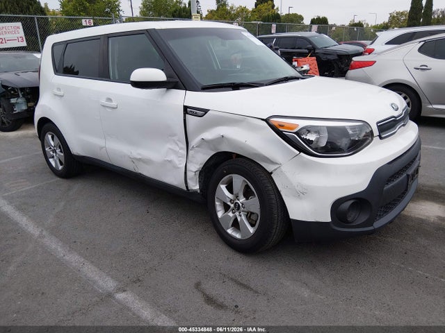 KIA Soul 2017 KNDJN2A21H7464175 Image 1
