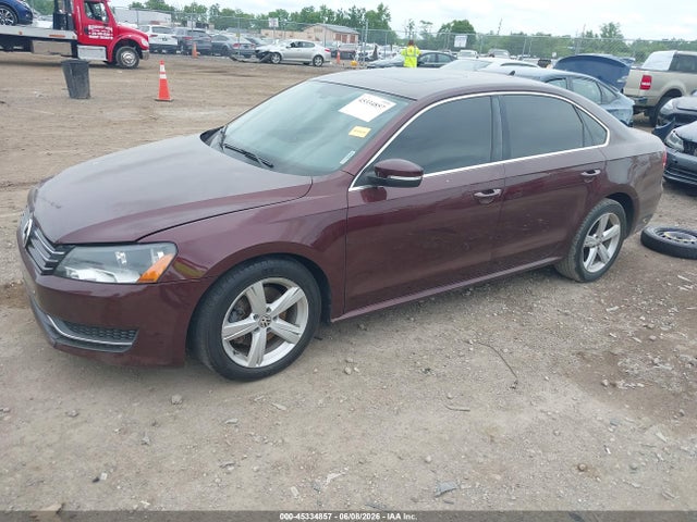 2013 Volkswagen Passat 2.5l Se მანქანა იყიდება აუქციონზე, vin: 1VWBP7A31DC035041, აუქციონის ნომერი: 45334857