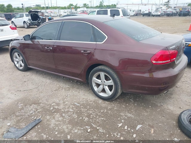 2013 Volkswagen Passat 2.5l Se მანქანა იყიდება აუქციონზე, vin: 1VWBP7A31DC035041, აუქციონის ნომერი: 45334857