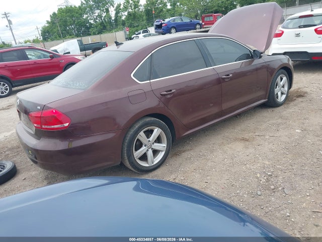 2013 Volkswagen Passat 2.5l Se მანქანა იყიდება აუქციონზე, vin: 1VWBP7A31DC035041, აუქციონის ნომერი: 45334857