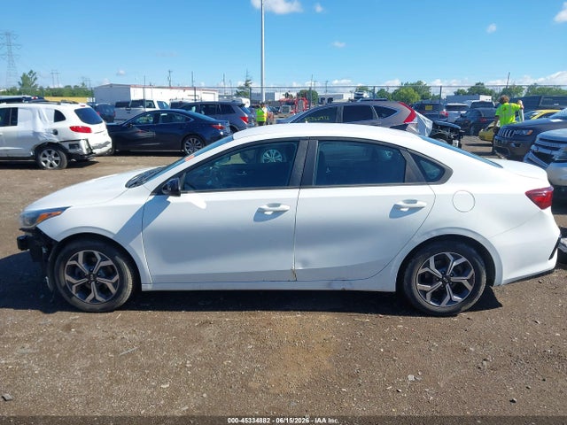 Продажа на аукционе авто 2019 Kia Forte Lxs, vin: 3KPF24AD3KE108555, номер лота: 45334882