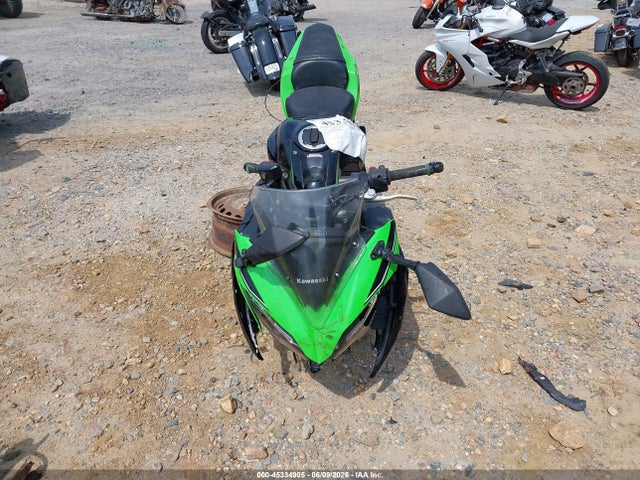 Kawasaki Ex650 F 2017 JKAEXEK10HDA02515 Image 5