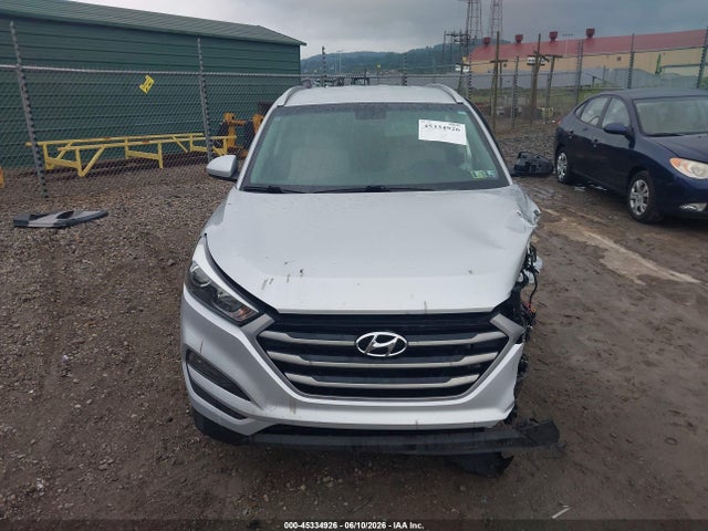 Продаж на аукціоні авто 2017 Hyundai Tucson Se, vin: KM8J3CA46HU559373, номер лоту: 45334926