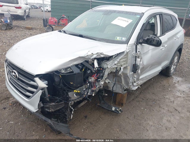 Продаж на аукціоні авто 2017 Hyundai Tucson Se, vin: KM8J3CA46HU559373, номер лоту: 45334926