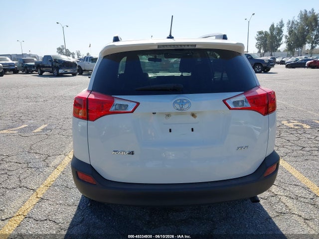 JTMWFREV4EJ013126 Toyota Rav4 Xle