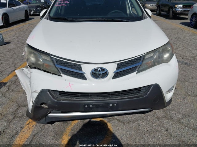 JTMWFREV4EJ013126 Toyota Rav4 Xle