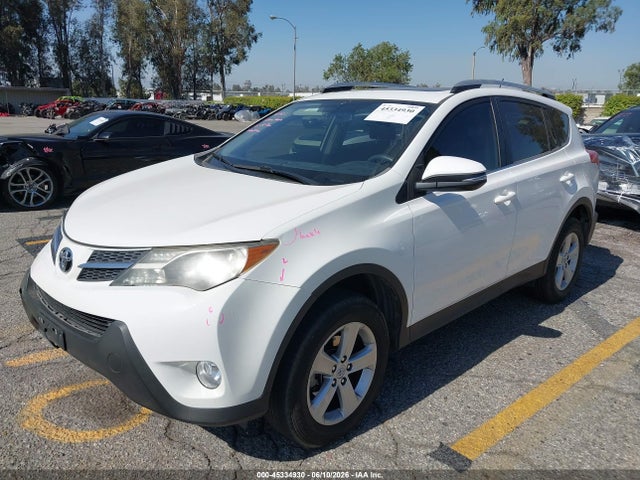 JTMWFREV4EJ013126 Toyota Rav4 Xle