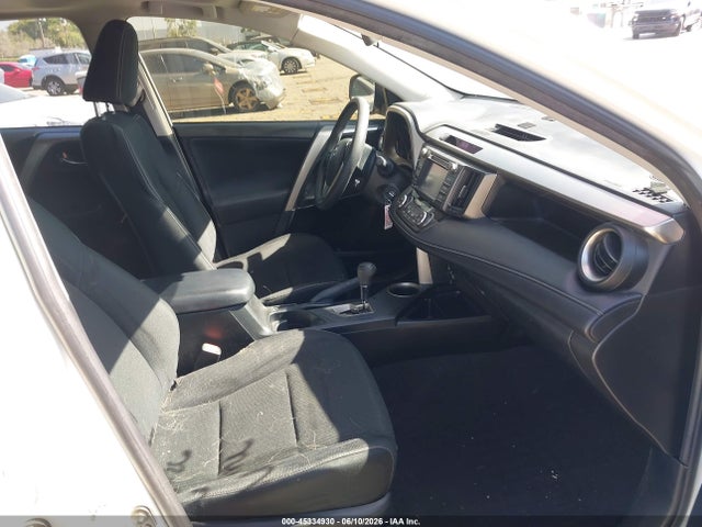 JTMWFREV4EJ013126 Toyota Rav4 Xle