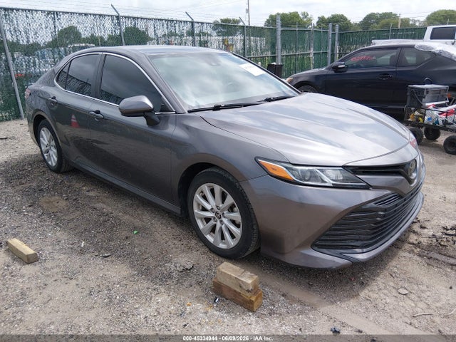 Toyota CAMRY LE 2020 4T1C11AK0LU983495 main image