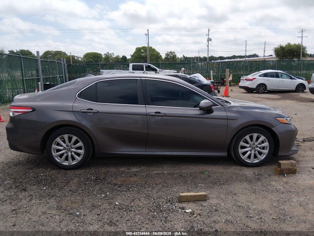 Toyota CAMRY LE 2020 4T1C11AK0LU983495 Image 13