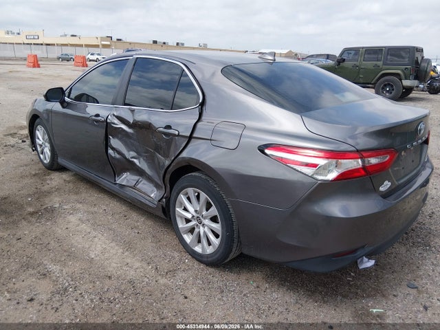 Toyota CAMRY LE 2020 4T1C11AK0LU983495 Image 3