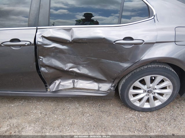 Toyota CAMRY LE 2020 4T1C11AK0LU983495 Image 6