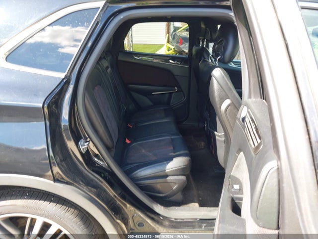 Продажа на аукционе авто 2015 Lincoln Mkc Black Label, vin: 5LMTJ1BH7FUJ31116, номер лота: 45334973
