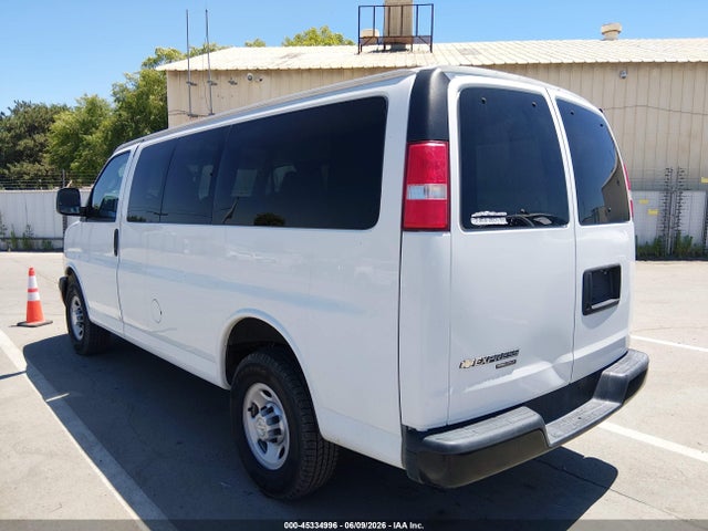 Chevrolet Express 2500 Ls 2016 1GNWGEFG4G1291752 Image 3