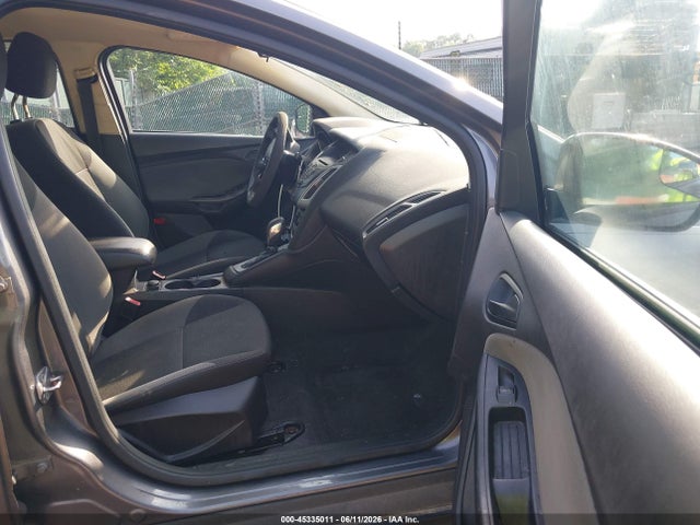 45335011 :رقم المزاد ، 1FAHP3F21CL164245 vin ، 2012 Ford Focus Se مزاد بيع