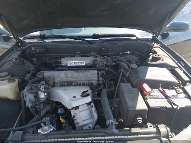 1995 Toyota Camry Le მანქანა იყიდება აუქციონზე, vin: 4T1SK12E6SU596689, აუქციონის ნომერი: 45335024