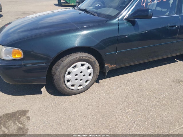 1995 Toyota Camry Le მანქანა იყიდება აუქციონზე, vin: 4T1SK12E6SU596689, აუქციონის ნომერი: 45335024