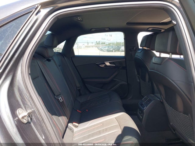 45335084 :رقم المزاد ، WAUENAF48KA021017 vin ، 2019 Audi A4 45 Premium مزاد بيع