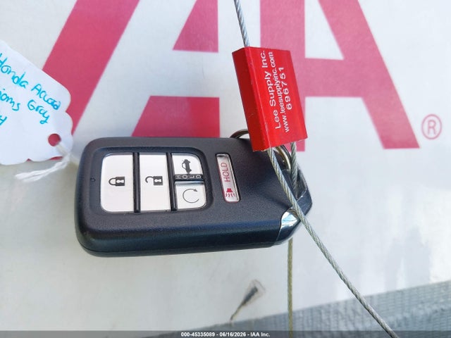 1HGCV2F92JA004984 Honda Accord Touring 2.0t