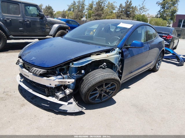 Tesla Model 3 Rear-wheel Drive 2022 5YJ3E1EA3NF120759 Image 2