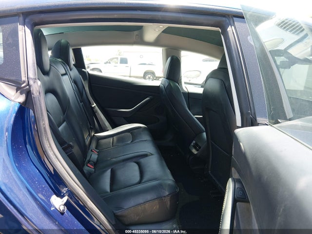 Tesla Model 3 Rear-wheel Drive 2022 5YJ3E1EA3NF120759 Image 8