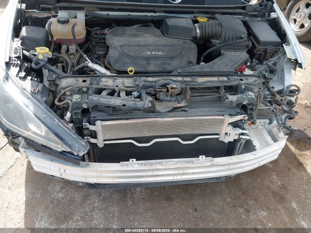 45335115 :رقم المزاد ، 2C4RC1FGXJR125541 vin ، 2018 Chrysler Pacifica Touring Plus مزاد بيع