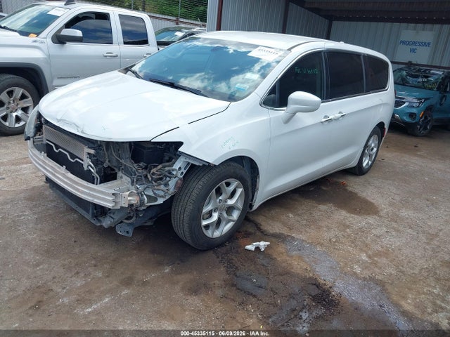 45335115 :رقم المزاد ، 2C4RC1FGXJR125541 vin ، 2018 Chrysler Pacifica Touring Plus مزاد بيع