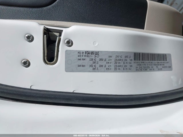 45335115 :رقم المزاد ، 2C4RC1FGXJR125541 vin ، 2018 Chrysler Pacifica Touring Plus مزاد بيع