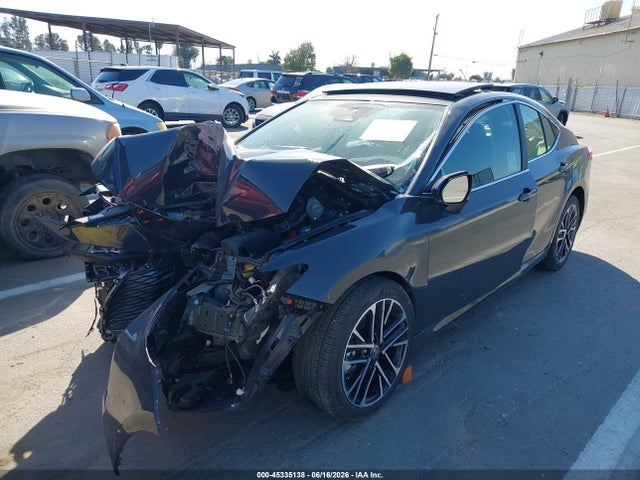 Toyota CAMRY XLE 2025 4T1DAACK5SU134964 Image 2
