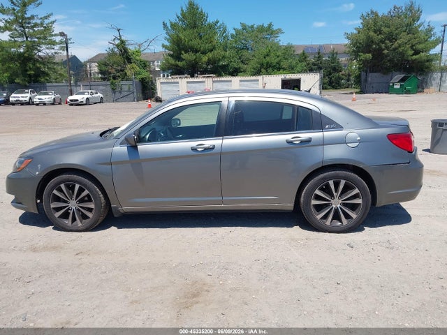 Продаж на аукціоні авто 2011 Chrysler 200 S, vin: 1C3BC8FG4BN577580, номер лоту: 45335200