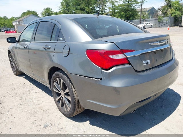 Продаж на аукціоні авто 2011 Chrysler 200 S, vin: 1C3BC8FG4BN577580, номер лоту: 45335200