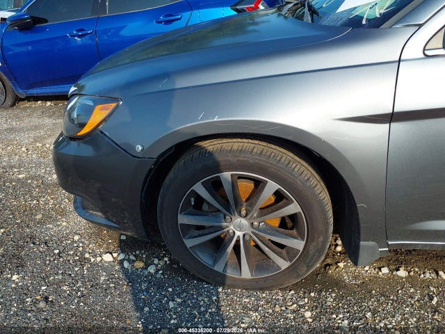 Продаж на аукціоні авто 2011 Chrysler 200 S, vin: 1C3BC8FG4BN577580, номер лоту: 45335200