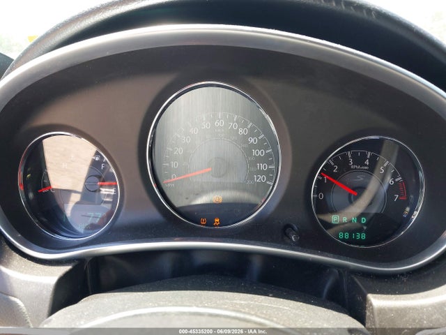 45335200 :رقم المزاد ، 1C3BC8FG4BN577580 vin ، 2011 Chrysler 200 S مزاد بيع