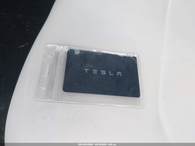 45335266 :رقم المزاد ، 7SAYGDED9RA310874 vin ، 2024 Tesla Model Y مزاد بيع