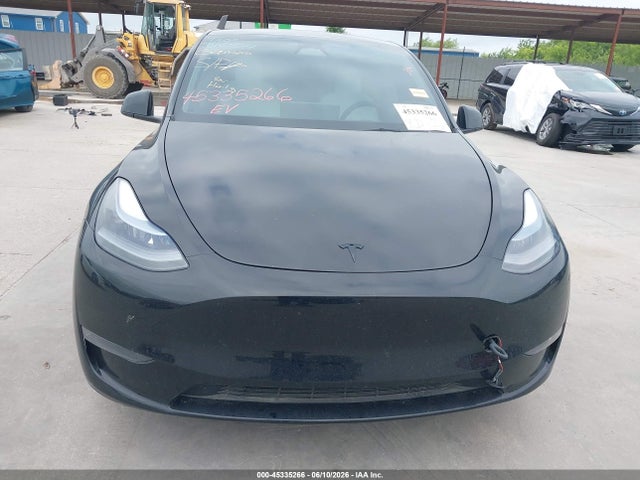 45335266 :رقم المزاد ، 7SAYGDED9RA310874 vin ، 2024 Tesla Model Y مزاد بيع