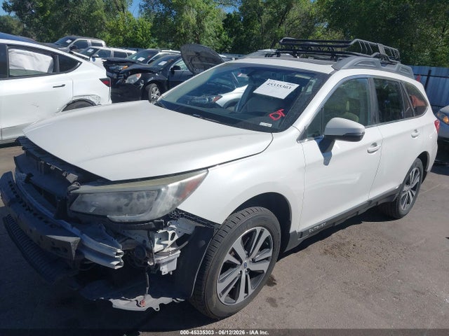 Subaru Outback 2.5i Limited 2018 4S4BSANC7J3268681 Image 2