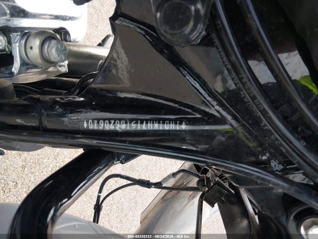2026 Harley-davidson Fltrx მანქანა იყიდება აუქციონზე, vin: 1HD1KH715TB620670, აუქციონის ნომერი: 45335332