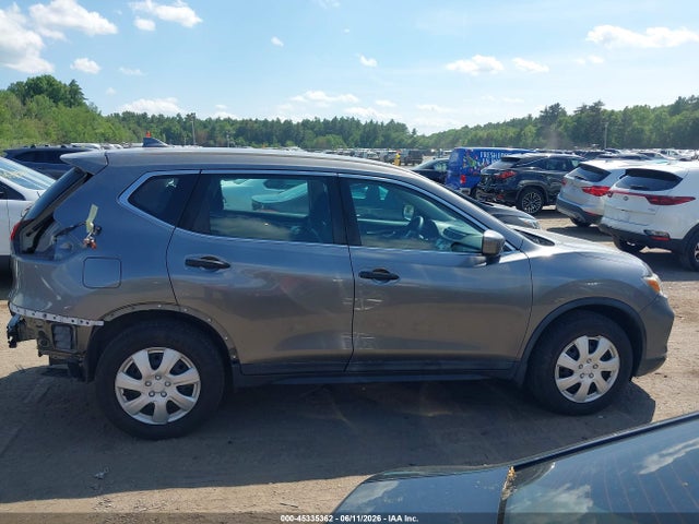 2017 Nissan Rogue S მანქანა იყიდება აუქციონზე, vin: 5N1AT2MV9HC800072, აუქციონის ნომერი: 45335362