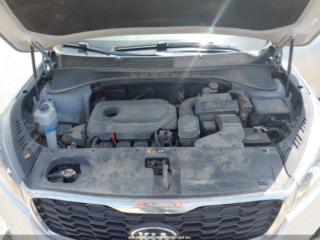 KIA Sorento 2.4l L 2019 5XYPG4A34KG539230 Image 10