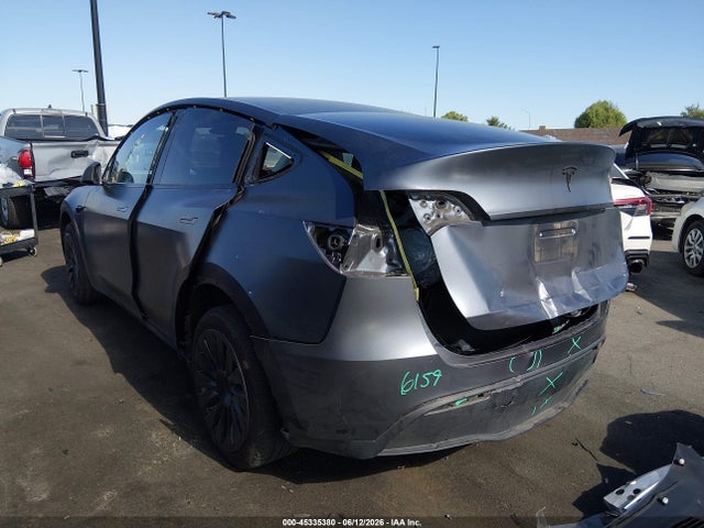 Продажа на аукционе авто 2023 Tesla Model Y Awd/long Range Dual Motor All-wheel Drive, vin: 7SAYGDEE1PA166677, номер лота: 45335380