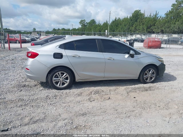 Aukcja sprzedaży 2018 Chevrolet Cruze Lt Auto, vin: 1G1BE5SM1J7152605, numer aukcji: 45335385