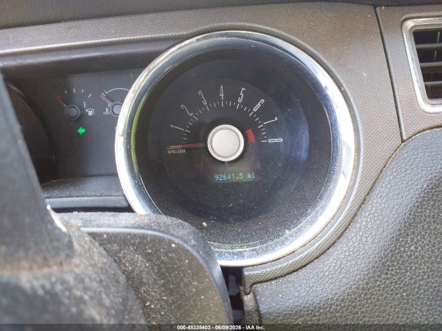45335403 :رقم المزاد ، 1ZVBP8AMXB5132447 vin ، 2011 Ford Mustang V6 مزاد بيع
