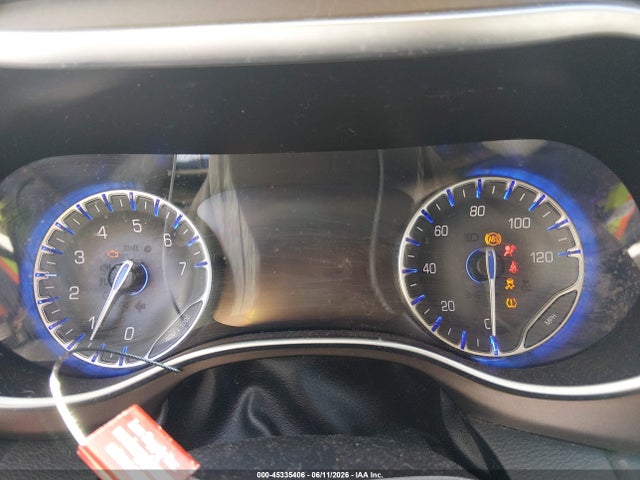 45335406 :رقم المزاد ، 2C4RC1EG6HR756797 vin ، 2017 Chrysler Pacifica Touring-l Plus مزاد بيع