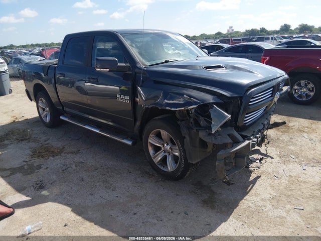 45335461 :رقم المزاد ، 1C6RR7MT8FS635370 vin ، 2015 Ram 1500 Sport مزاد بيع